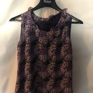Sleeveless blouse
